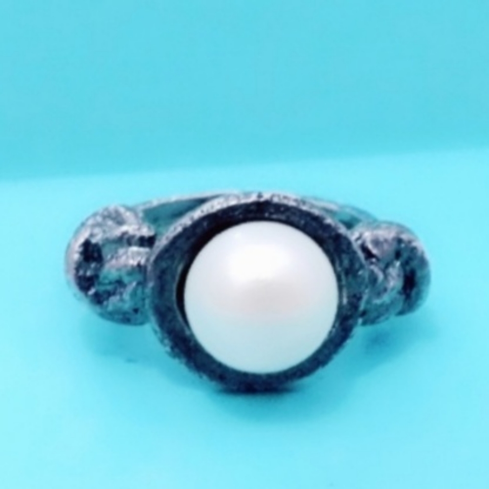 Vintage Sterling Silver & Large Freshwater Pearl Ring- Size 6